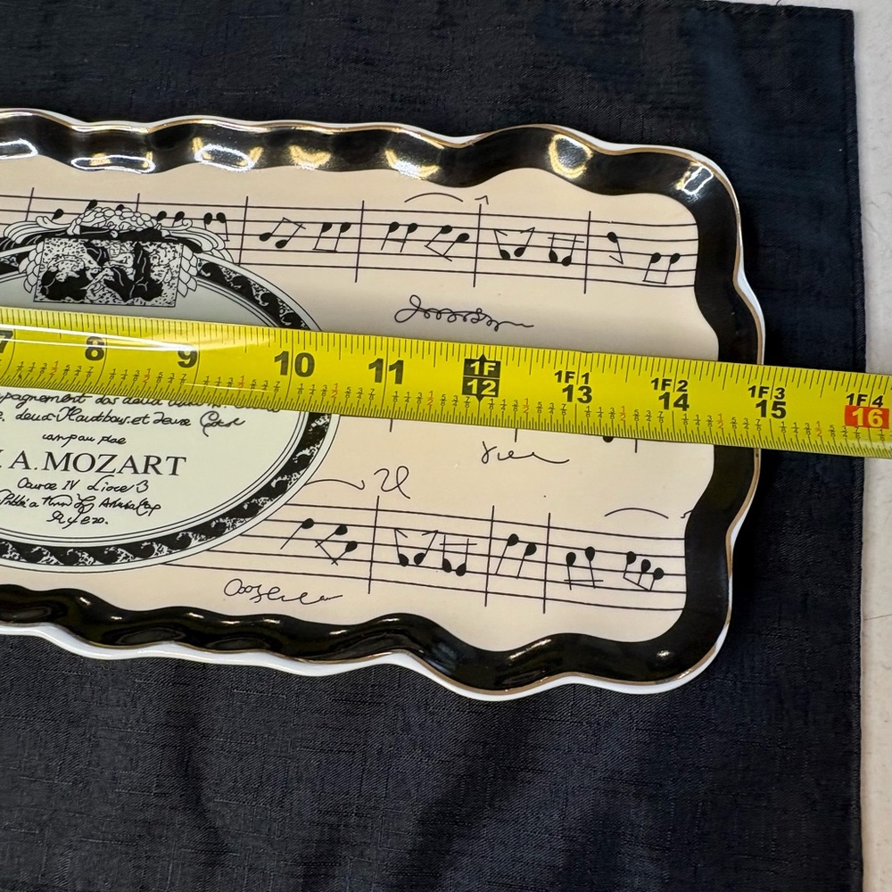 Decorative Ceramic Serving Platter Featuring Music Theme “Grand Concert” - Picture 8 of 9